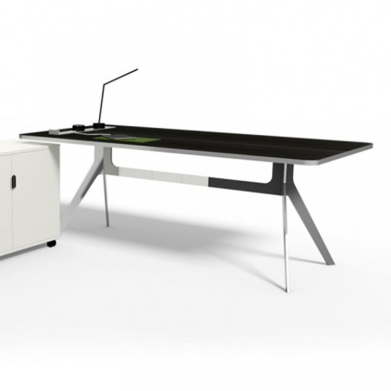 Delta Executive Desk